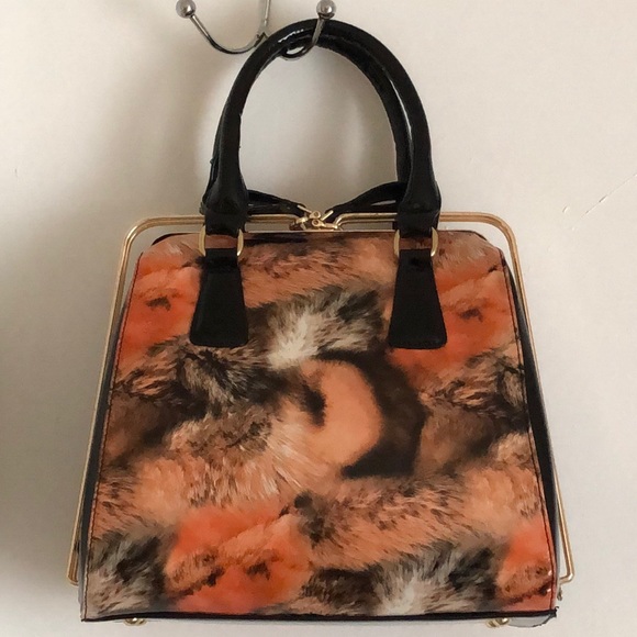 Handbag - Picture 2 of 4